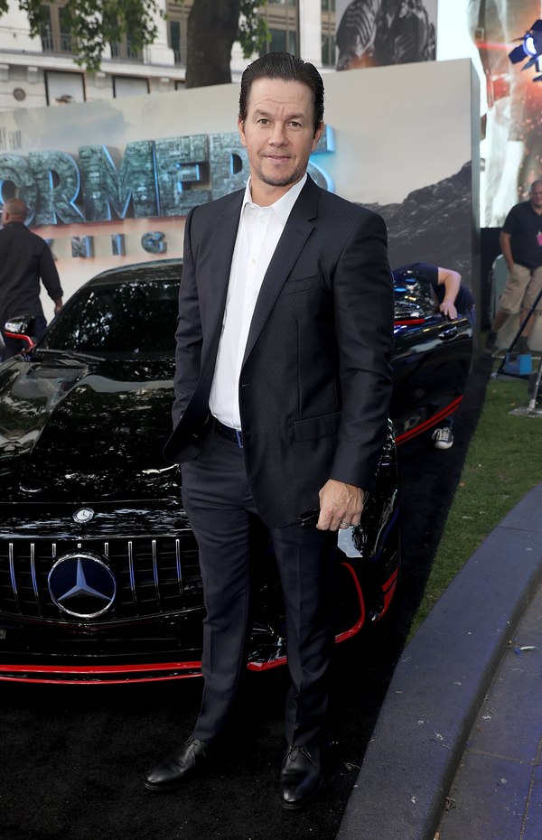 Transformers The Last Knight   Michael Bays Official Photos From Global Premiere In London  (61 of 136)
